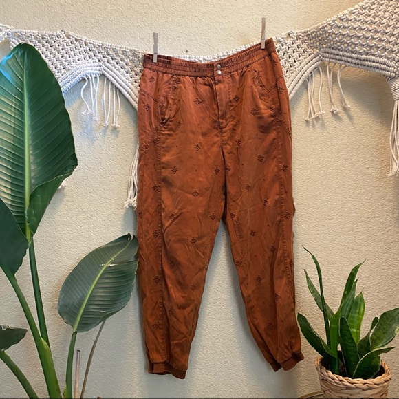 Anthropologie Pants - Anthropologie jogger pants with embroidery